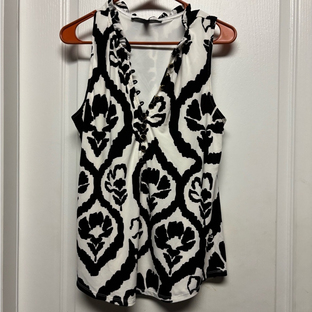 White House Black Market Floral Patterned Sleeveless Blouse